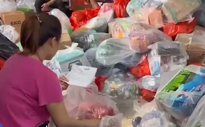 ''Ma trận'' hàng giả, hàng nhái Chanel, LV... bán mọi lúc, mọi nơi