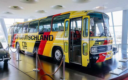 Đây là chiếc Mercedes độc đáo đã đưa đón đội vô địch World Cup gần nửa thế kỷ trước