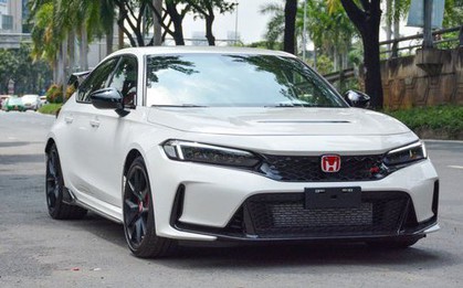 Honda Civic Type R ở Mỹ bị bán 'bia kèm lạc', giá ngang xe Porsche