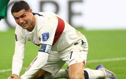 Ronaldo rơi nước mắt rời World Cup: Đoạn kết buồn cho sự nghiệp đỉnh cao