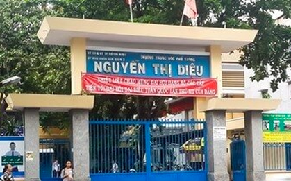 Thực hư thầy giáo nước ngoài ở quận 3 bị cho nghỉ dạy vì "bênh học sinh"