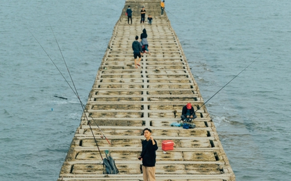 Khi đê chắn sóng trở thành địa điểm hấp dẫn, được các "tín đồ" du lịch yêu thích