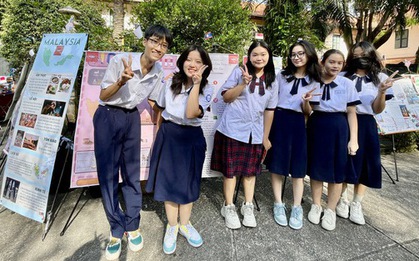 Phụ huynh, học sinh TP.HCM “buồn” vì nghỉ Tết trễ, đi học sớm