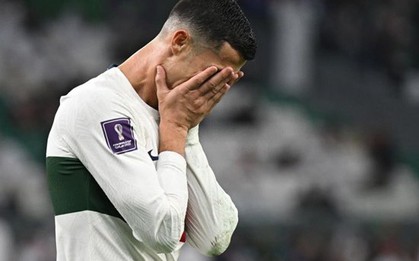 Ronaldo và trận cầu tệ nhất sự nghiệp: Bị gọi là Messi, kiến tạo phản lưới nhà