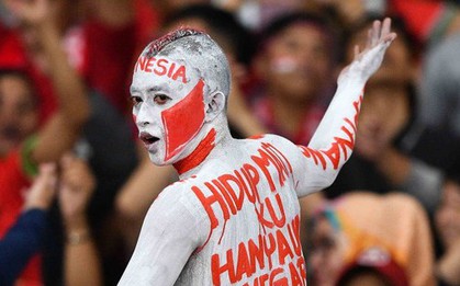 CĐV Indonesia giẫm lên quốc kỳ Thái Lan, LĐBĐ Thái Lan vào cuộc