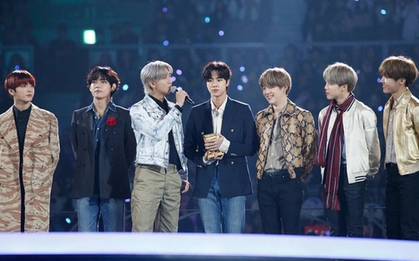 BTS 8 năm liên tiếp giành Daesang, trở thành nghệ sĩ đầu tiên nhận giải Bạch Kim tại MAMA