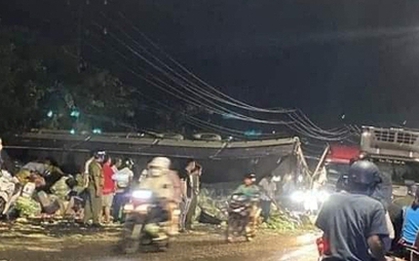 Xe tải chở rau va chạm xe bồn trên Quốc lộ 20, tài xế tử vong