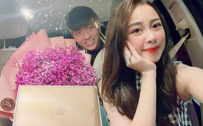 Văn Đức mua MacBook tặng vợ nhân Valentine
