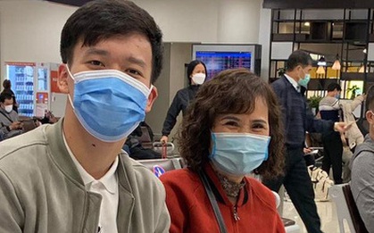 Hoàng Đức đưa bố mẹ cùng dự Gala Quả bóng vàng Việt Nam 2021