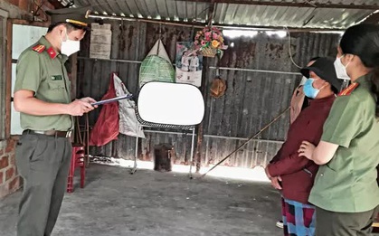 Phát hiện đường dây làm giả sổ đỏ để lừa đảo chiếm đoạt tài sản