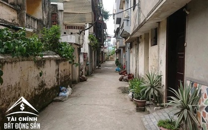 Có nên mua căn nhà 4 tầng giữa trung tâm Hà Nội giá hơn 2 tỷ nhưng chưa có sổ đỏ?