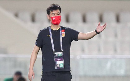 “Chết đuối vớ được cọc”, HLV Trung Quốc thừa nhận gặp may, hồ hởi ca ngợi học trò