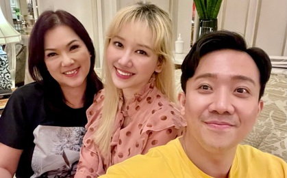 Vợ chồng Trấn Thành xuất hiện bên vợ cố NS Chí Tài, xúc động với lời nhắn gửi đến đàn anh