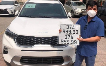 Người đàn ông vừa bốc được biển xe "VIP nhất Nghệ An" mang số ngũ quý 9