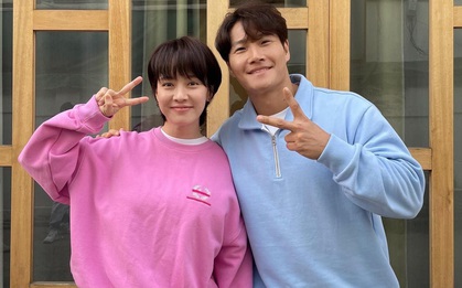 Bị Song Ji Hyo hỏi thẳng: "Đã bao giờ rung động với em chưa?", Kim Jong Kook có câu trả lời "nhói tim"