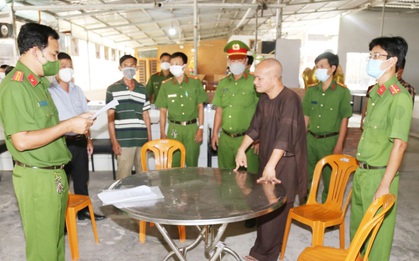 Người đàn ông trang trí nhà giống chùa, mặc đồ tu giả danh sư thầy nhận nuôi trẻ mồ côi rồi đánh đập dã man