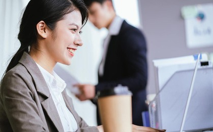 Không sáng tạo thì đừng nên chọn 5 NGÀNH NGHỀ này chỉ vì lương cao: Càng cố chấp càng mất thời gian, ra trường khó tìm việc ưng ý