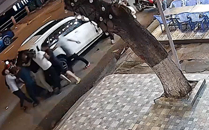 Vụ tài xế xe Mercedes truy đuổi, tông chết người: Kiềm chế, đừng "ăn thua", kích động khi va chạm trên đường!