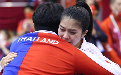 Những giọt nước mắt của người thắng, kẻ thua trong ngày khai màn Karate SEA Games 31