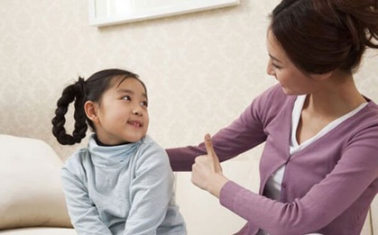 Chuyên gia chỉ rõ: 5 kiểu khen quen thuộc của bố mẹ "giết chết" động lực phấn đấu của con