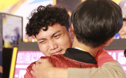 ĐT Indonesia khóc nức nở khi đem về HCV PUBG đồng đội nam ở SEA Games 31