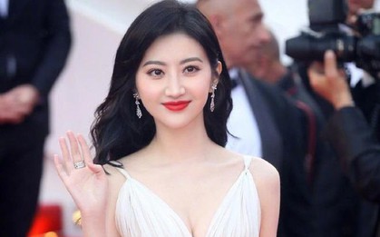 Bị phạt 25 tỷ đồng vì phạm luật, "Đệ nhất mỹ nữ Bắc Kinh" công khai xin lỗi
