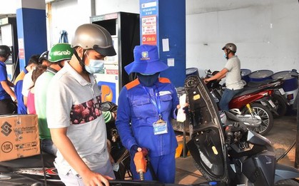 Giá xăng dự báo tiếp tục tăng