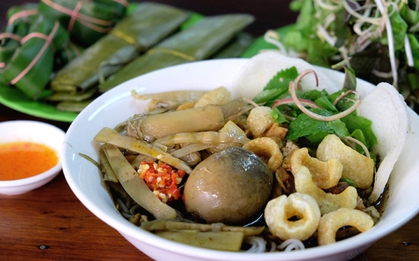 Gia Lai có món đặc sản "bún cua thối" - nghe tên thì hết hồn mà một khi đã thử thì thương nhớ không lối thoát!