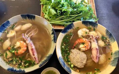 Quán hủ tiếu vị Sài Gòn ở Đà Nẵng ngày bán 500 bát, khách nườm nượp, 1 năm mở liền 3 cơ sở