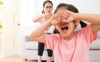 Bố mẹ sẽ hối hận khi biết con phải chịu đựng những gì khi thường xuyên nghe sự la mắng, trách phạt