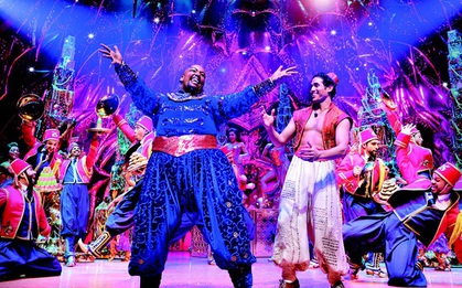 Nhà hát Broadway sẽ không bắt buộc khán giả đeo khẩu trang