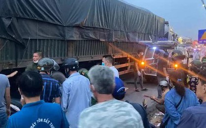Hai mẹ con gặp tai nạn thương tâm sau khi va chạm xe container trên Quốc lộ 1