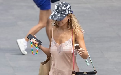 Rita Ora mặc váy ngủ không nội y ra phố