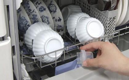 Dạng bột, gel hay viên: Chất tẩy rửa cho máy rửa bát nào tốt nhất?