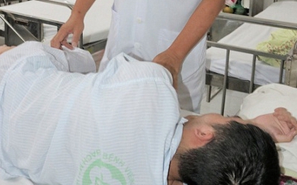 Nhập viện vì stress mùa thi