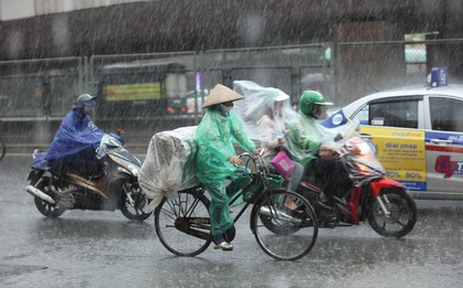 Nhiều vùng trên cả nước đón mưa dông