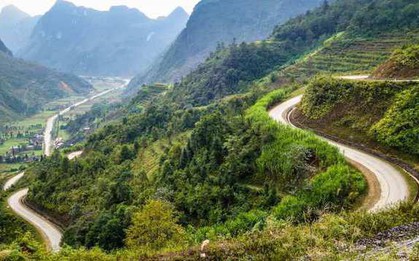 Khách Tây tận hưởng Việt Nam bằng "2 bánh" vì tò mò: Việt Nam đâu cũng thú vị, bình yên