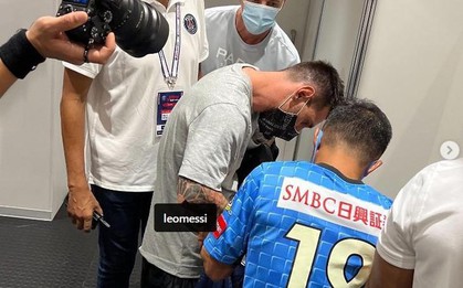 "Messi Thái" Chanathip vào thẳng phòng thay đồ PSG để gặp Messi "xịn"