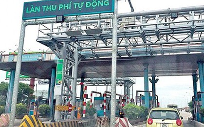 Những điều người đi ô tô cần lưu ý khi làm thẻ thu phí tự động ETC để tránh bị phạt sau 1/8