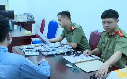 Bắt vụ mua bán thiết bị siêu nhỏ để gian lận trước ngày thi tốt nghiệp