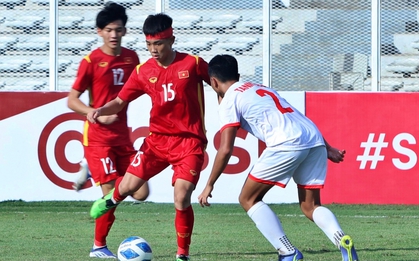 Cầu thủ U19 Việt Nam bị khâu 5 mũi ở đầu sau trận thắng U19 Philippines