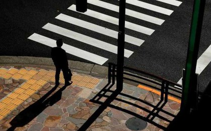 Đau khổ vì thất nghiệp, người đàn ông giả vờ đi làm mỗi ngày rồi mất tích bí ẩn: 10 năm sau, những góc khuất cay đắng dần được hé lộ