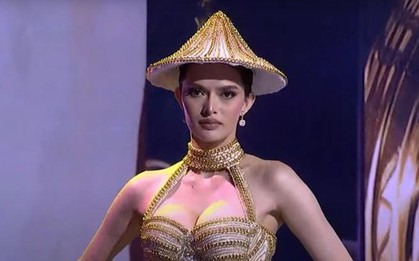 Thí sinh Hoa hậu Philippines gây chú ý khi đội nón trình diễn váy dạ hội trong đêm chung kết