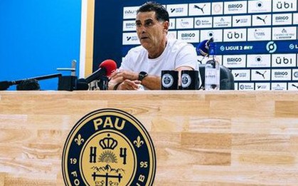 HLV Tholot không lo lắng dù Pau FC ghi bàn tệ nhất Ligue 2