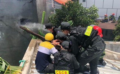 Ninh Thuận: Cháy lớn trong căn nhà 2 tầng, 3 nạn nhân vẫn còn kẹt bên trong