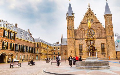 Hộ chiếu mới khó xin cấp visa, tour châu Âu có bị ảnh hưởng?