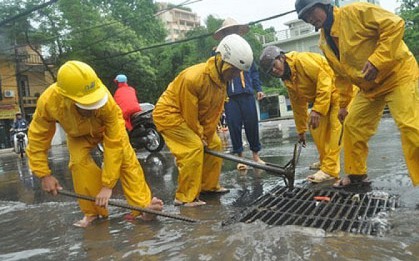 Lấy ý kiến tặng huân chương Công ty thoát nước: Xem xét việc cựu Tổng giám đốc bị đi tù