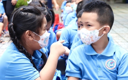 Học sinh tiểu học tăng nhanh, TP.HCM "đau đầu" giải bài toán thiếu trường lớp