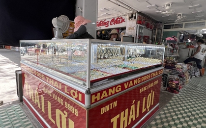 Một trong hai tiệm vàng tại Huế bị cướp đã mở cửa trở lại