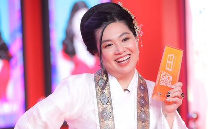 Khiến trưởng phòng Tự Long chật vật, Lê Khánh giành cúp Ơn giời! Cậu đây rồi